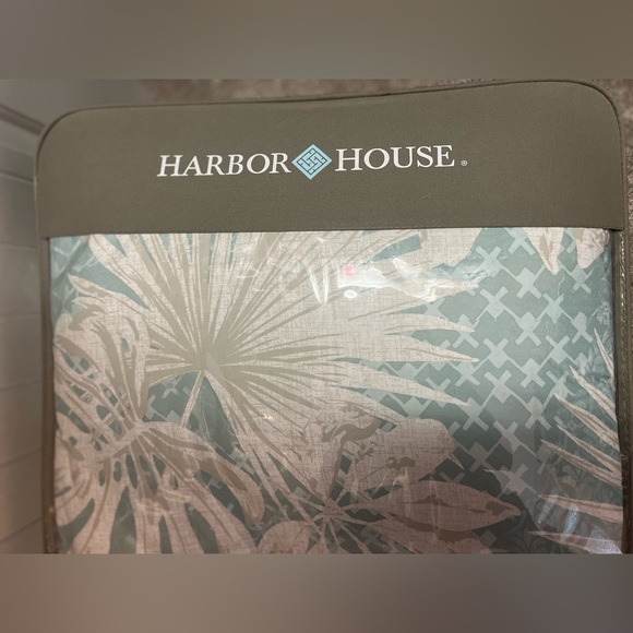 6 piece Harbor House tropical queen comforter set - Picture 3 of 5